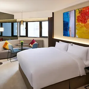 Hotel Hotel, Marco Polo